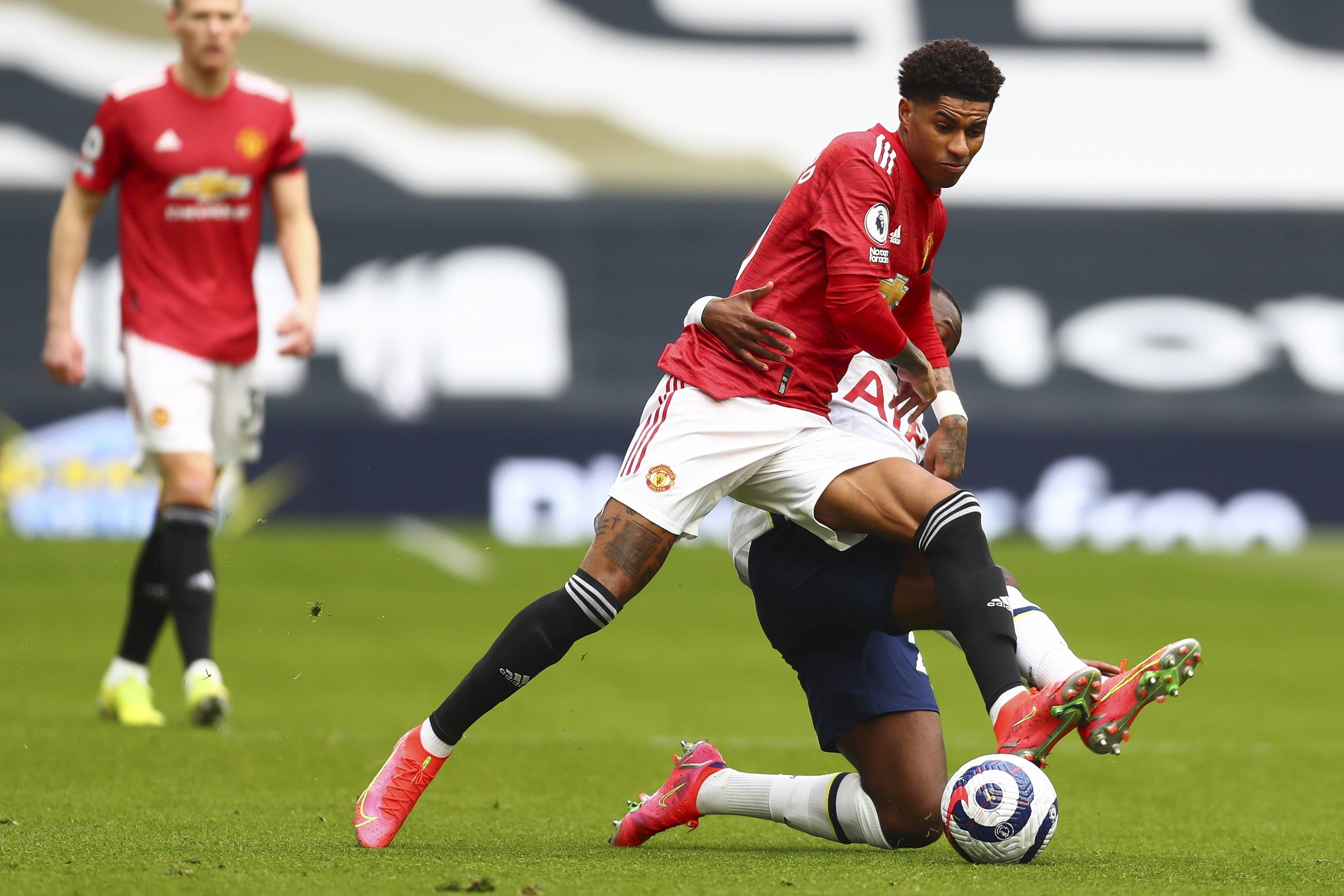 绿茵场上的 绿茵场上的